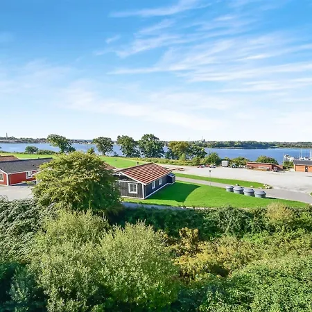 בית נופש Uffe - 100m To The Fjord By Interhome *