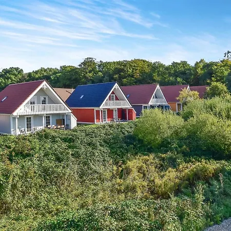 Uffe - 100m To The Fjord By Interhome